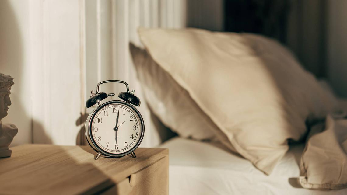 Neurologists Warn This Morning Habit Could Be Secretly Shrinking Your Brain 