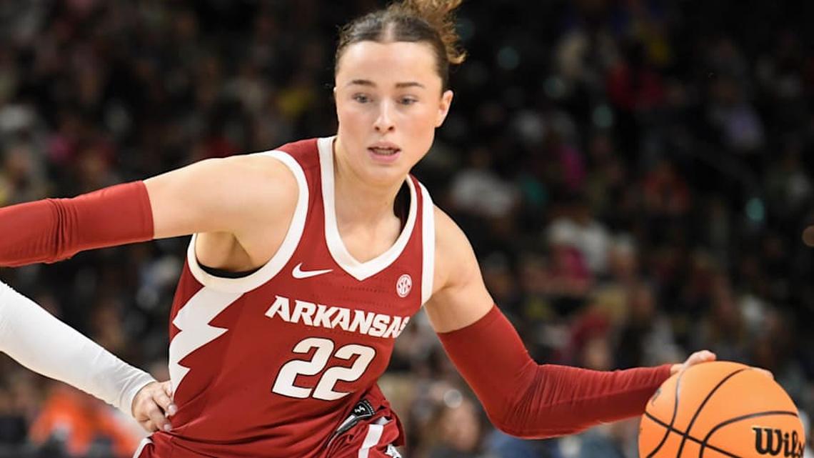  Kentucky Wildcats guard Asia Boone (8) defends Arkansas Razorbacks guard Bonnie Deas (22) Wednesday, March 4, 2026, during the SEC Women's Basketball Tournament first round game at Bon Secours Wellness Arena in Greenville, South Carolina. | Alex Martin/Greenville News / USA TODAY NETWORK via Imagn Images 