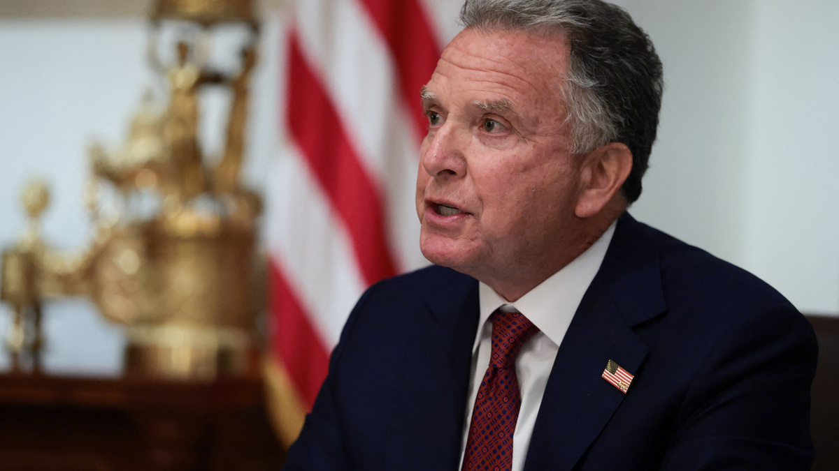 U.S. Special Envoy Steve Witkoff speaks during a cabinet meeting at the White House in Washington, D.C., U.S., March 26, 2026. REUTERS/Evelyn Hockstein