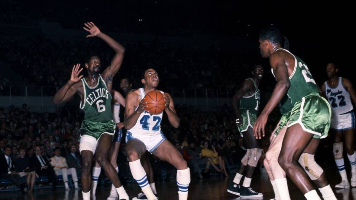  Before they were champions on the Celtics, Bill Russell (6) and K.C. Jones (25) were champions at the University of San Francisco. | Darryl Norenberg-Imagn Images 