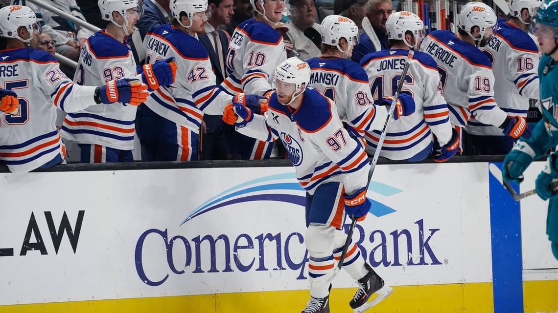 Five NHL teams could clinch playoff spots Saturday