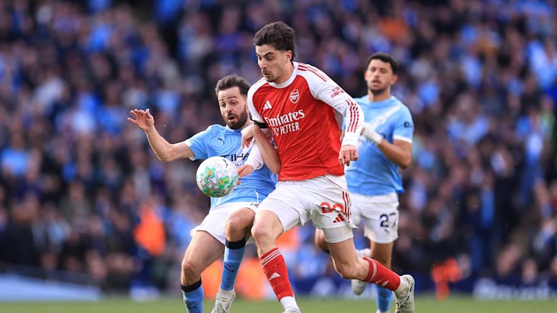  The battle between Arsenal and Man City continues. | Simon Stacpoole/Offside/Getty Images 