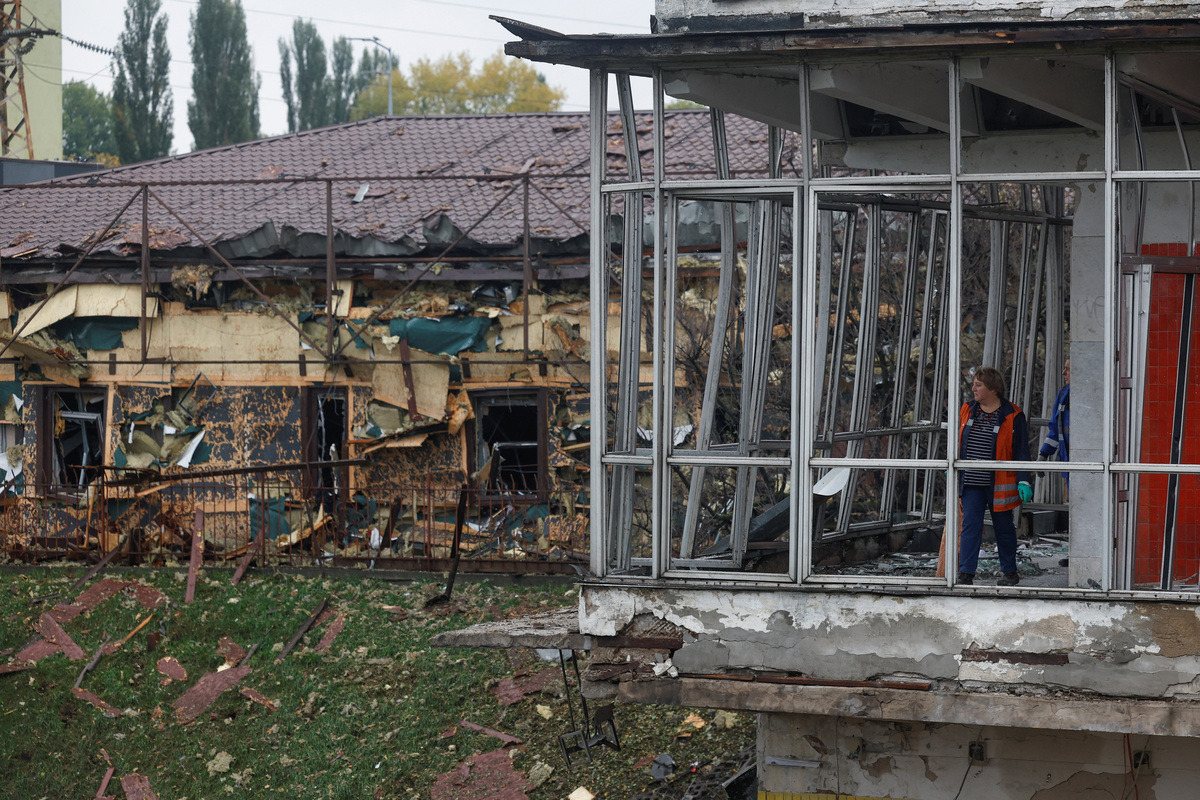 Zelenskiy says Ukraine got no warning as Russian missiles rain in ...