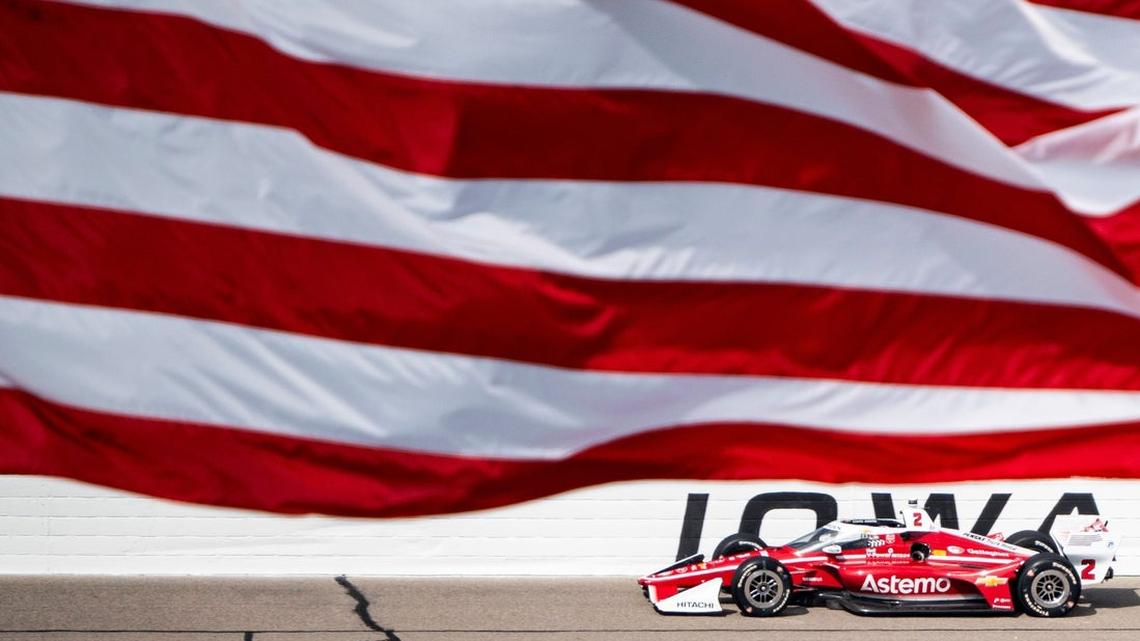 President Trump signs order to bring IndyCar race to D.C. 