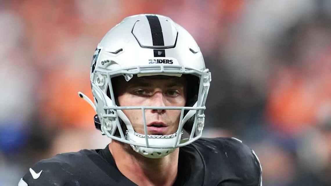  Dec 7, 2025; Paradise, Nevada, USA; Las Vegas Raiders tight end Brock Bowers (89) leaves the field following a game against the Denver Broncos at Allegiant Stadium. Mandatory Credit: Stephen R. Sylvanie-Imagn Images | Stephen R. Sylvanie-Imagn Images 