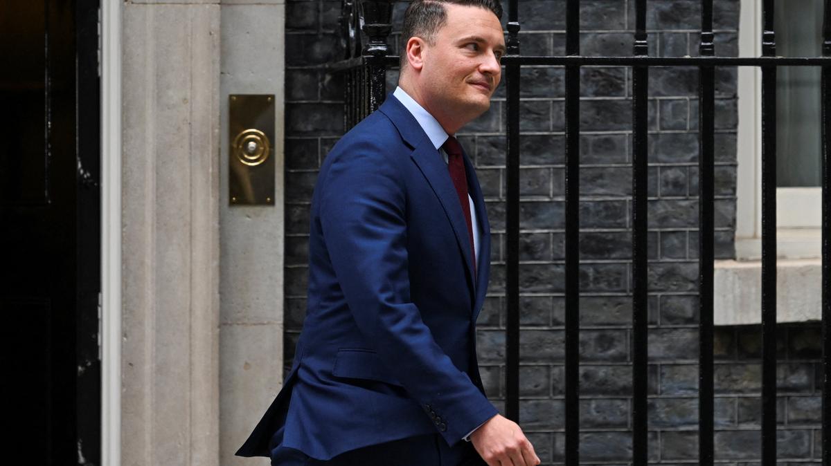 British Health Secretary Wes Streeting walks on Downing Street, on the day of the State Opening of Parliament, in London, Britain, May 13, 2026. REUTERS/Jaimi Joy