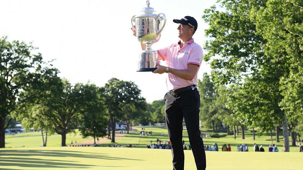  Thomas hoisted the Wanamaker trophy in 2022. | Orlando Ramirez-Imagn Images 
