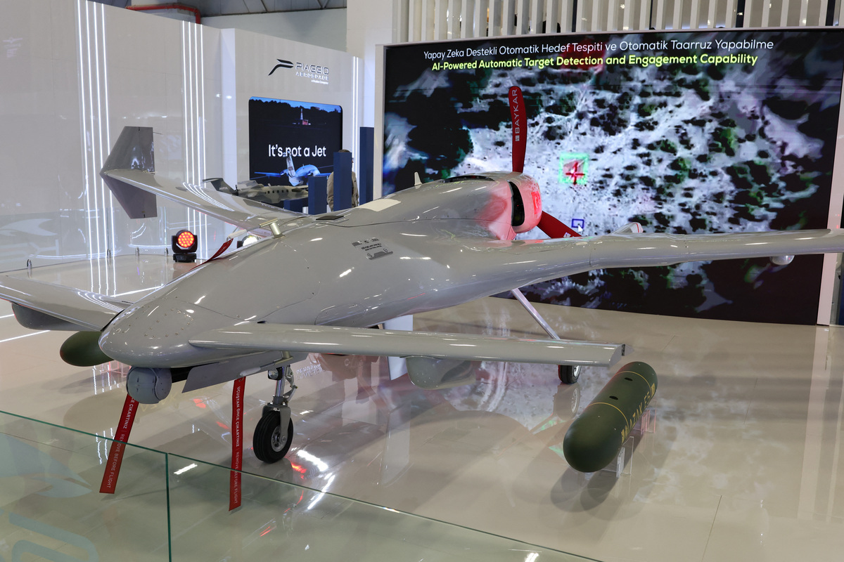 The K2 Kamikaze, an Unmanned Aerial Vehicle (UAV) developed by Turkish defence firm Baykar, is displayed at the SAHA 2026 International Defence and Aerospace Exhibition in Istanbul, Turkey, May 8, 2026. REUTERS/Murad Sezer