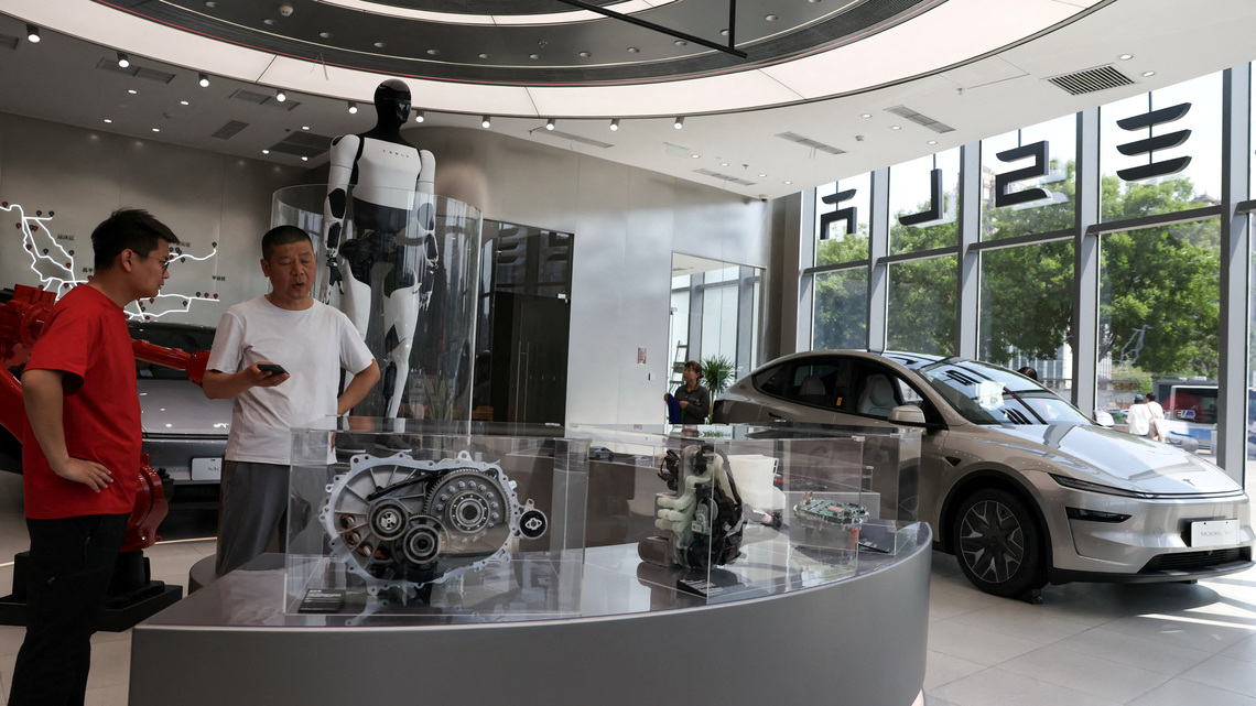 China launches year-long auto quality drive, mandates defect recalls 