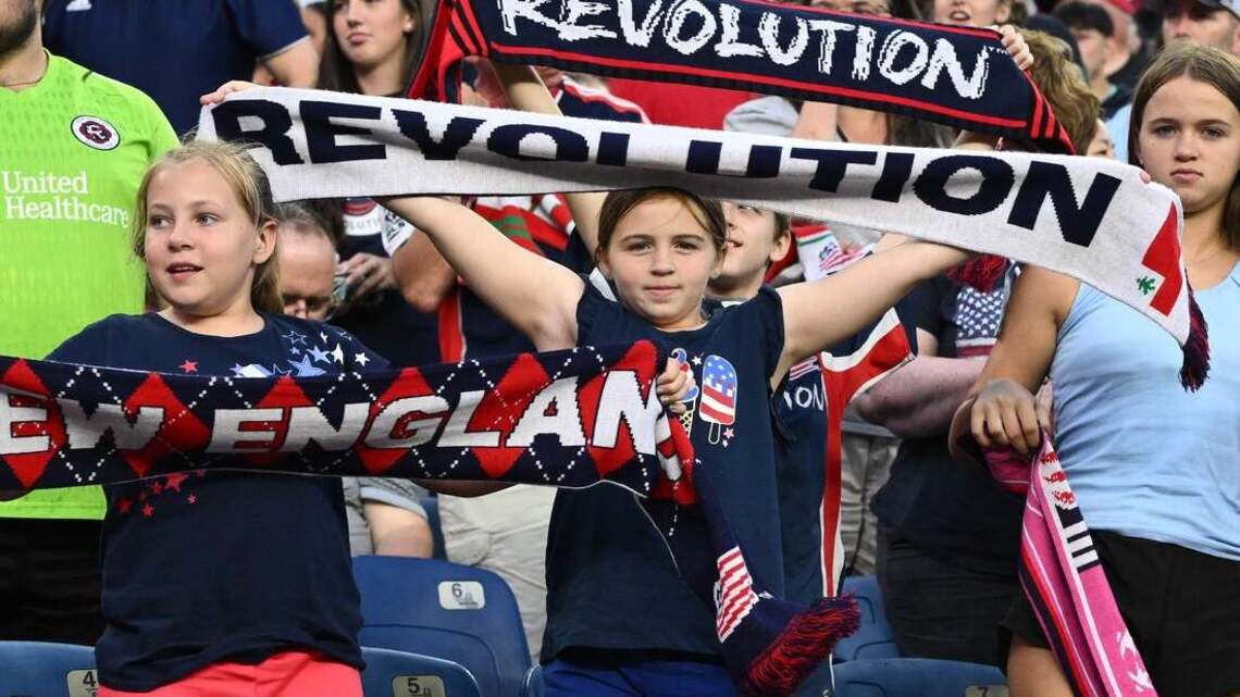 Revs promote Curt Onalfo, Chris Tierney in front office