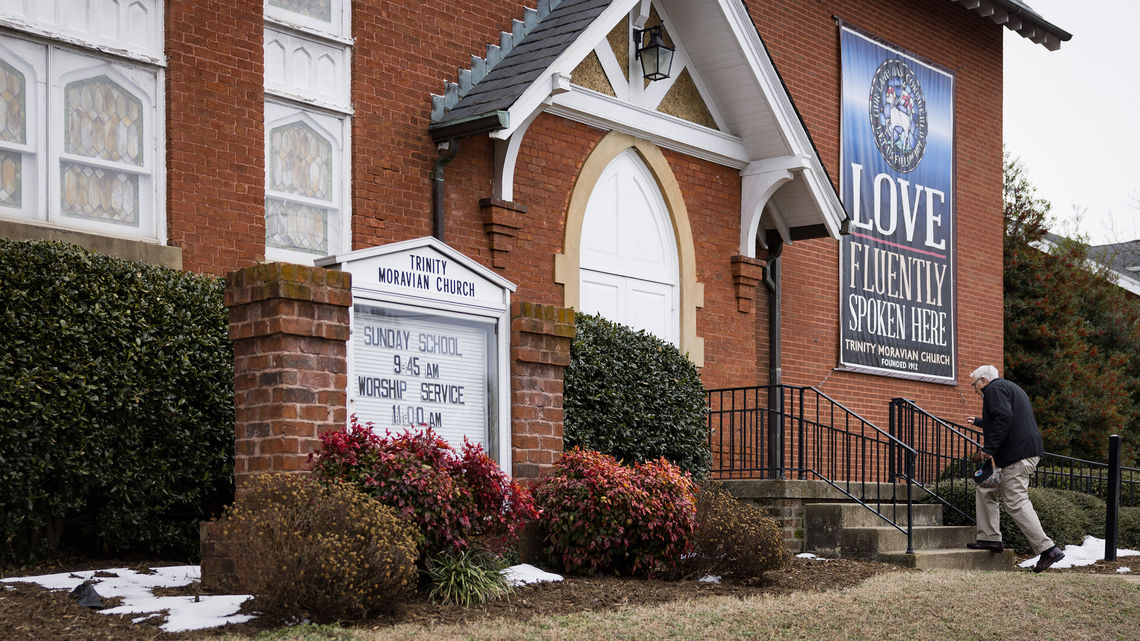These church members disagree on politics. Together they're wiping out medical debt 
