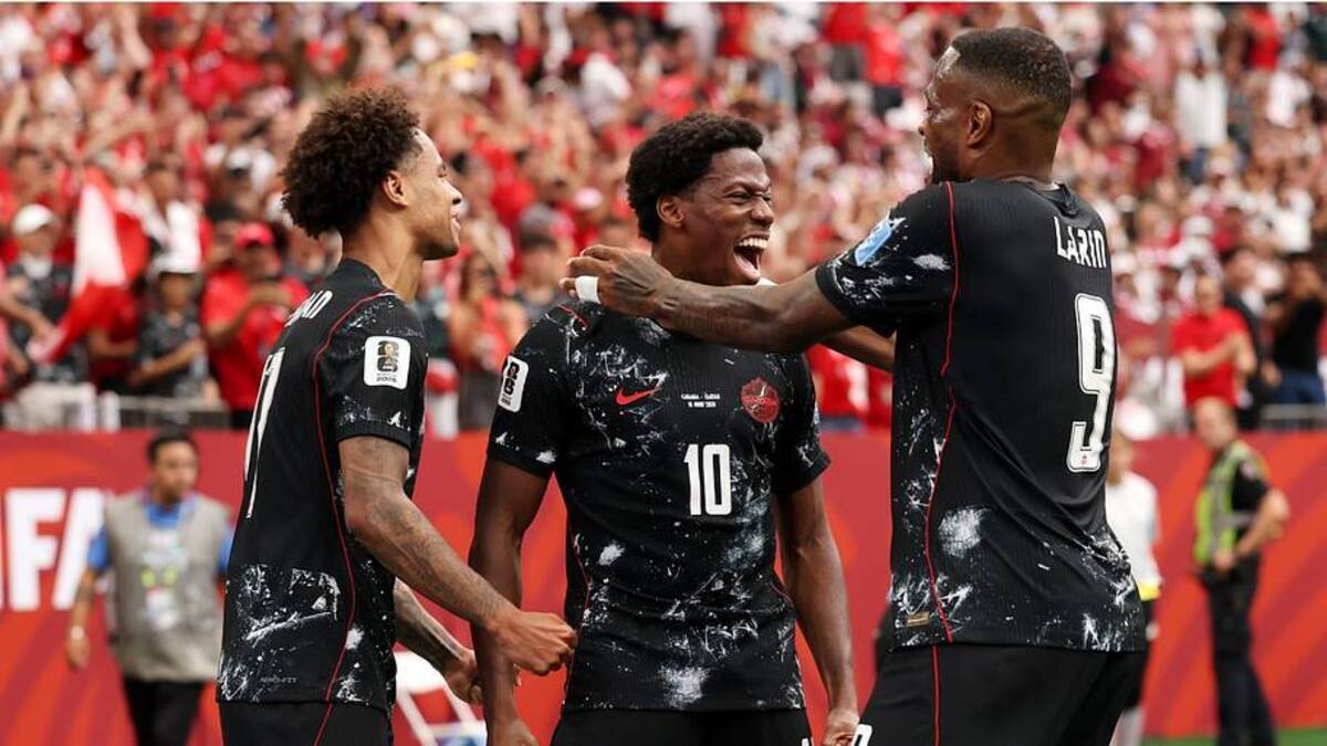  Jonathan David (center) silenced doubters with a hat-trick. | Fran Santiago/Getty Images 