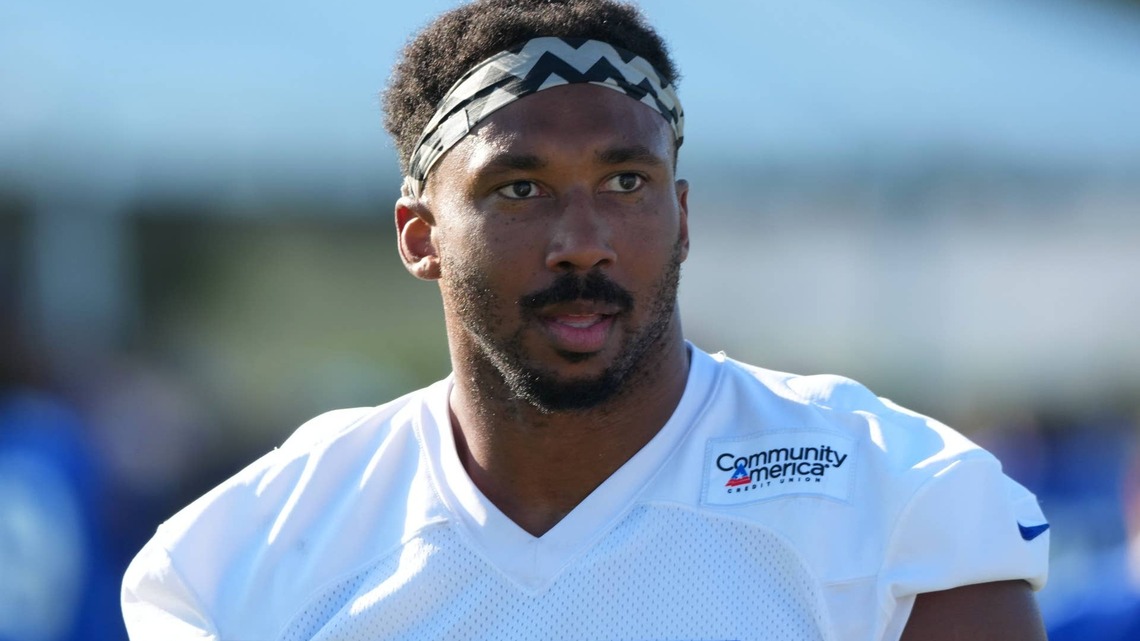 Rams Get Two Hall of Famers On the Practice Field Sunday 