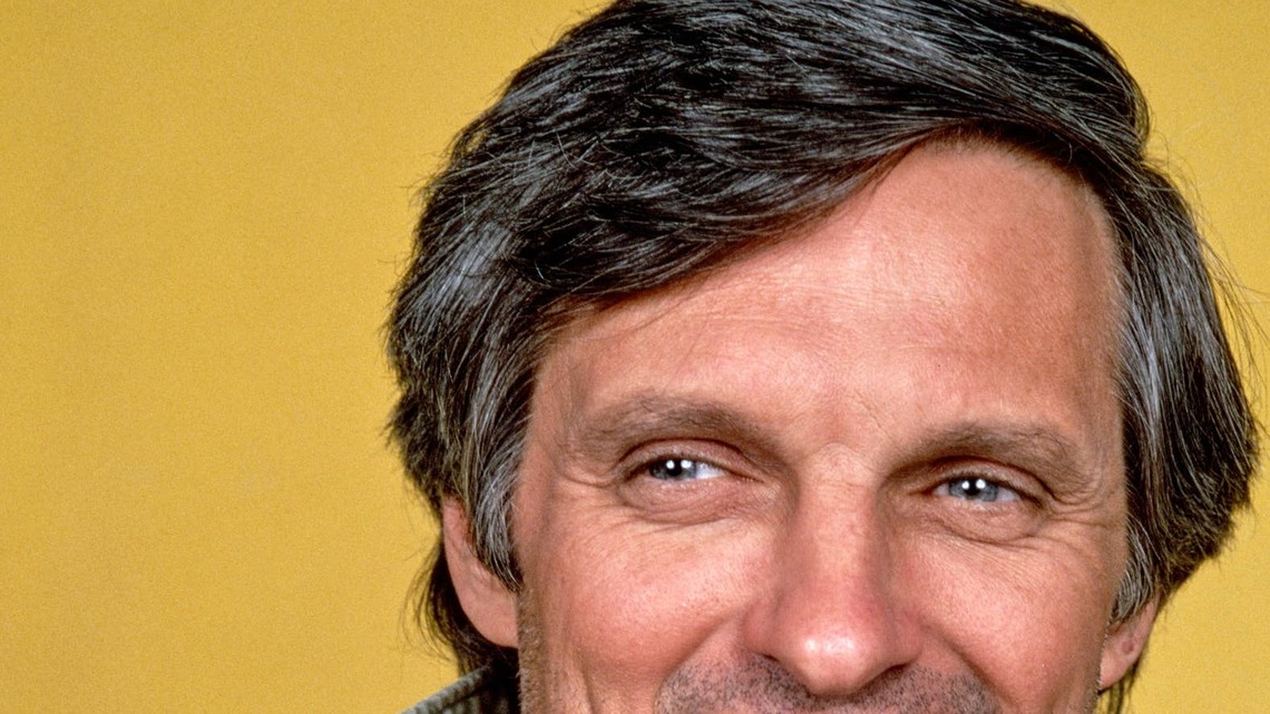 Alan Alda Was Discouraged From Writing This 'M*A*S*H' Episode 