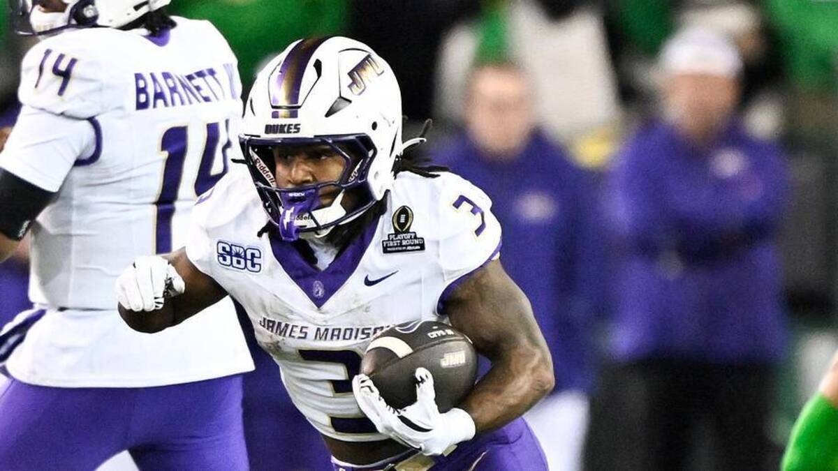  Dec 20, 2025; Eugene, OR, USA; James Madison Dukes running back Wayne Knight (3) rushes during the third quarter against the Oregon Ducks at Autzen Stadium. Mandatory Credit: Craig Strobeck-Imagn Images | Craig Strobeck-Imagn Images 