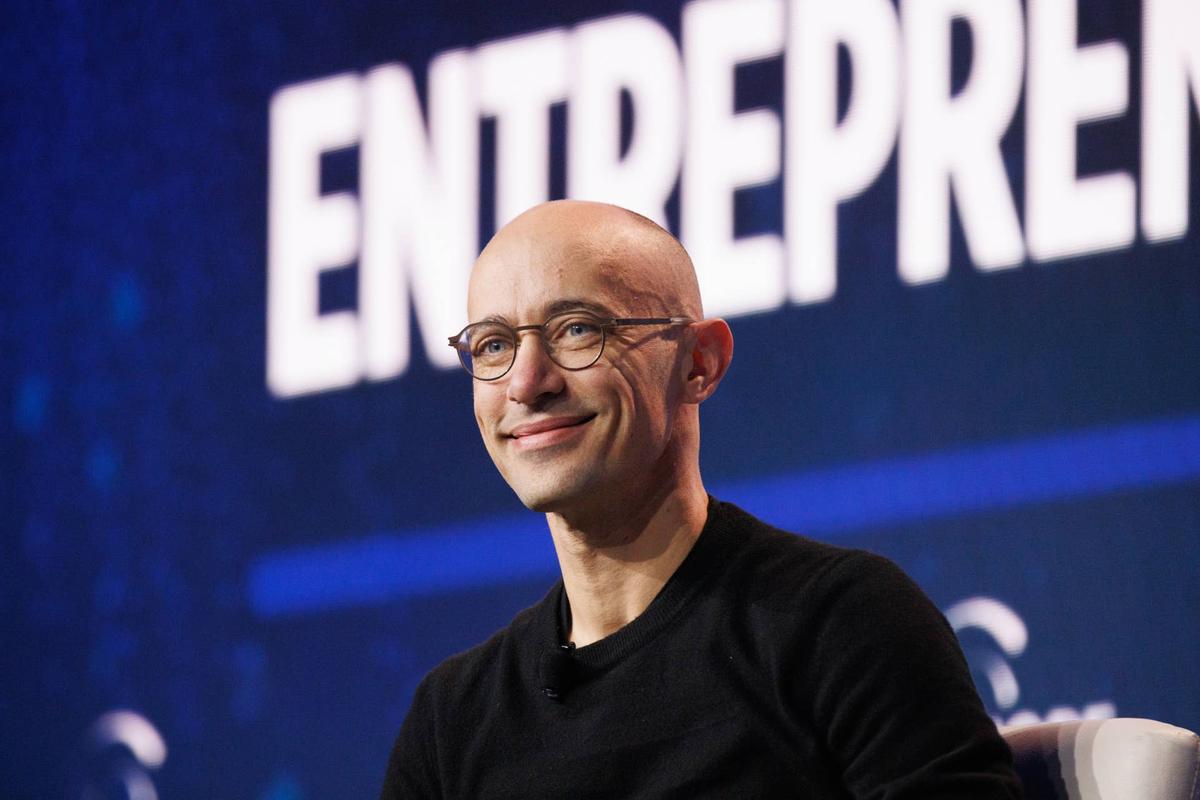  Shopify CEO is expanding its AI moat 