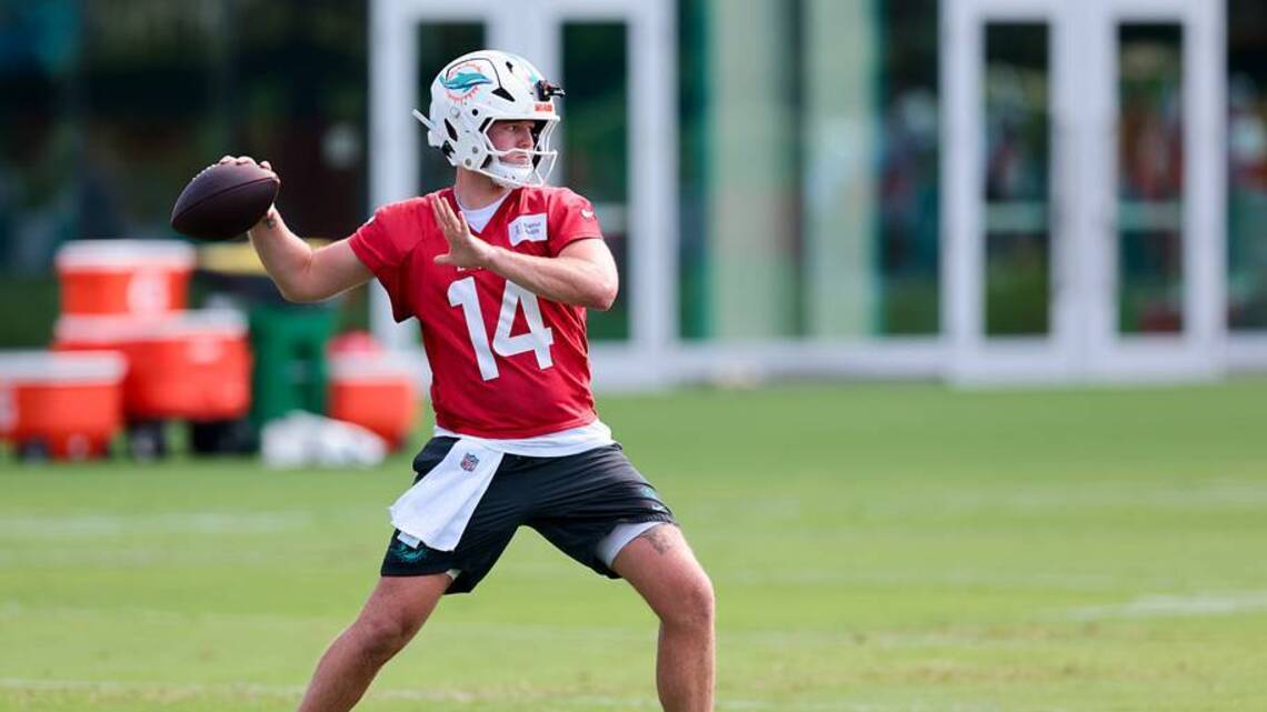 Miami Dolphins Training Camp Practice 14 Observations: Big Bell, Ewers News (But With a Caveat), Johnson Shines
