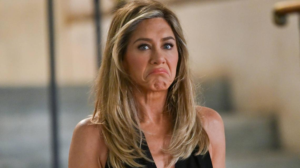 Jennifer Aniston Posts a 'Think Before You Bang' Hair Regret Gallery - Fans and Sandra Bullock Disagree 