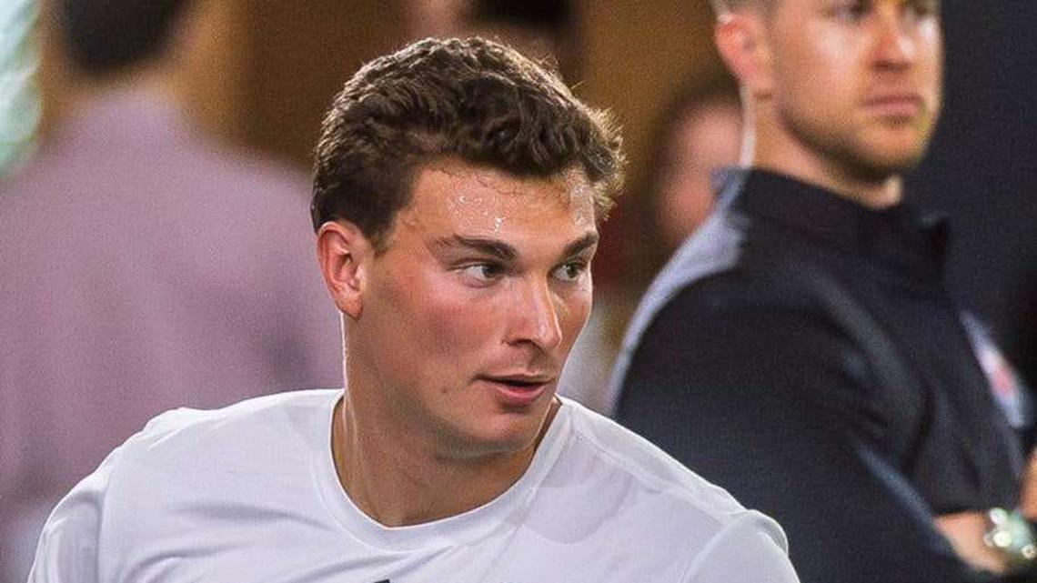  Fernando Mendoza participates in Indiana University's Pro Day at Mellencamp Pavilion on Wednesday, April 1, 2026. | Rich Janzaruk/Herald-Times / USA TODAY NETWORK via Imagn Images 