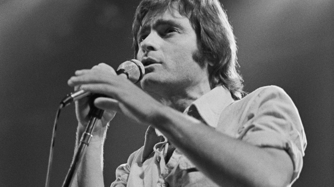 1975 Soft Rock Ballad, Lasting Nearly 7 Minutes, Became a Breakthrough Hit 
