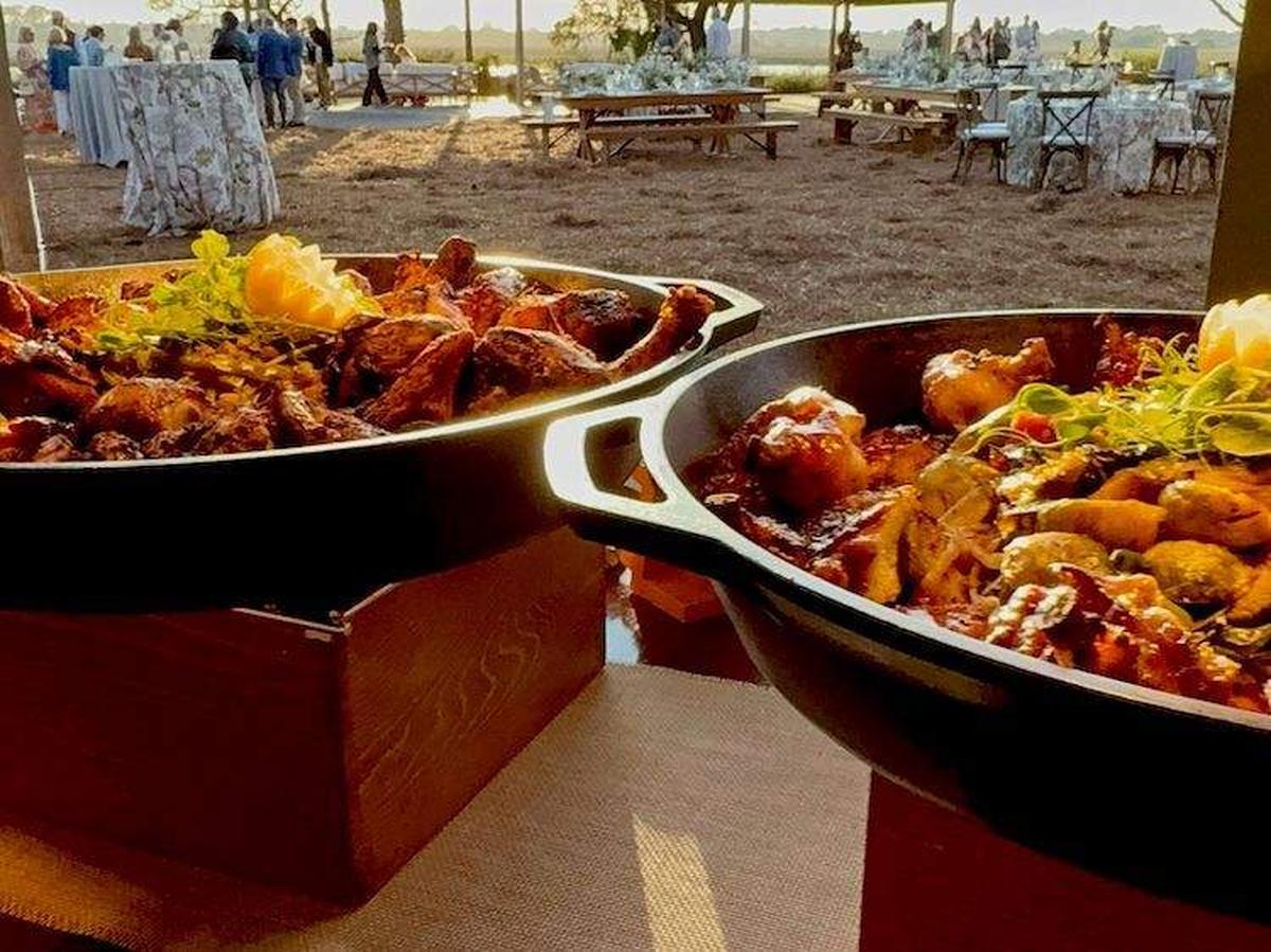  Entrees ready for guests as they mingle at Mingo Point. Photo credit: Sharon Kurtz 