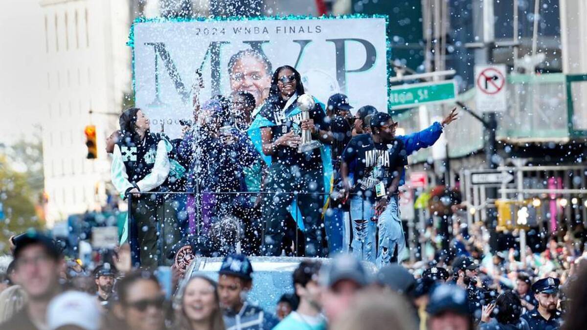  The New York Liberty, the city's WNBA team, received a parade in the Canyon of Heroes after winning the league title in 2024. | Kevin R. Wexler-NorthJersey.com / USA TODAY NETWORK via Imagn Images 