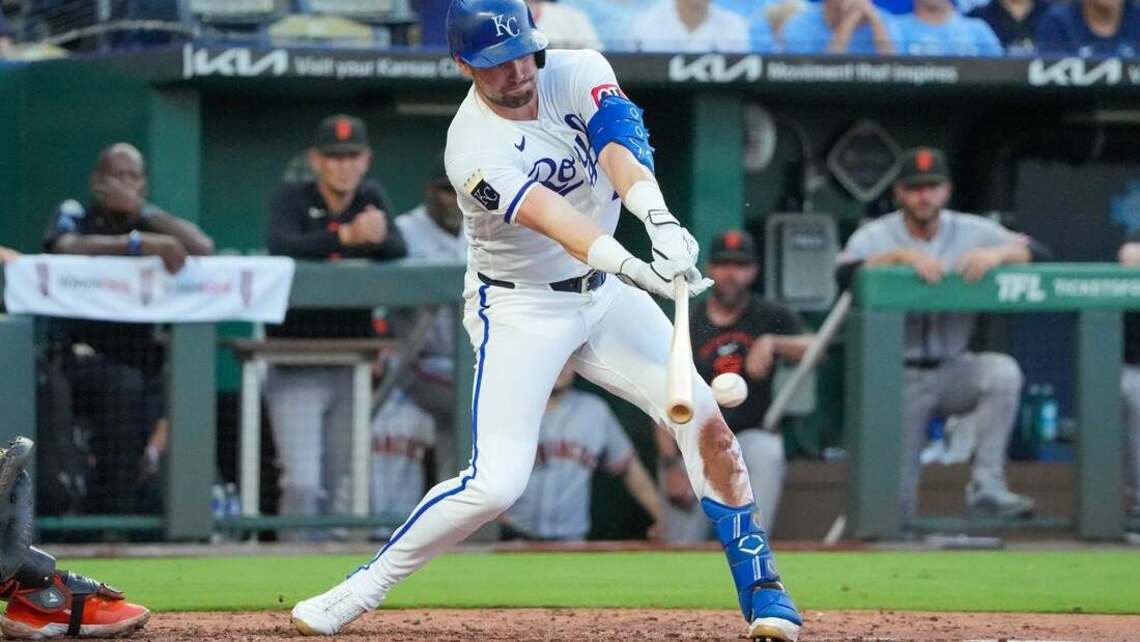 Late-game heroics help Royals take down Giants