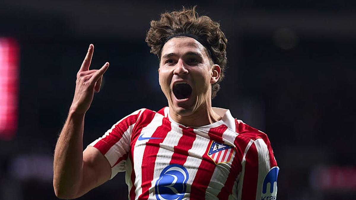  Julián Álvarez will be one of the most talked about players during the summer window. | Diego Souto/Getty Images 
