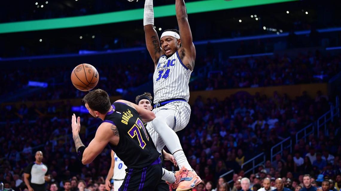 Paolo Banchero scores 36 in Magic's tight win over Lakers 