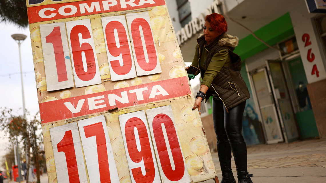 Monedas A.Latina cierran mixtas en medio repunte del dólar tras datos inflación EEUU 