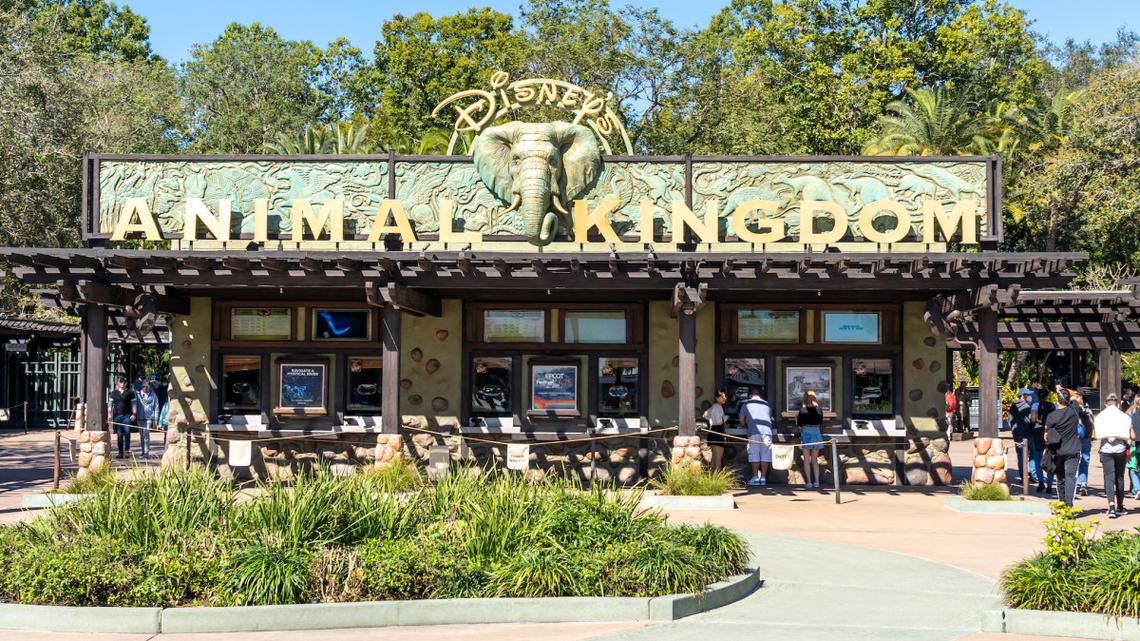 One of Disney's Most Beloved Original Restaurants Is Closing Down for Good 