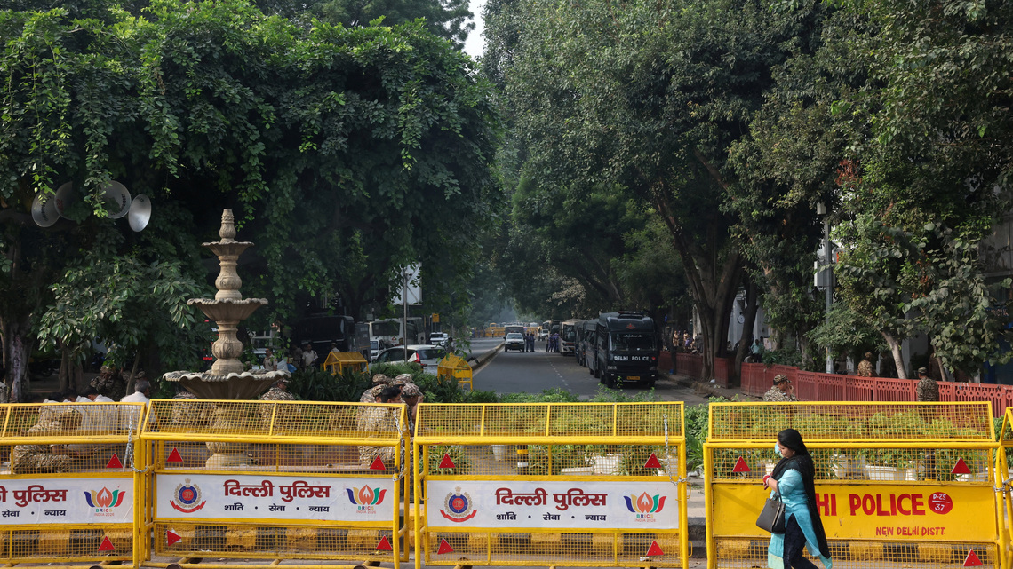 Delhi shuts metro stations, restricts traffic ahead of new protest against election chief 