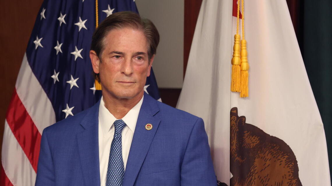 Anita Chabria: LA D.A. Nathan Hochman changed his mind. Is that such a bad thing? 