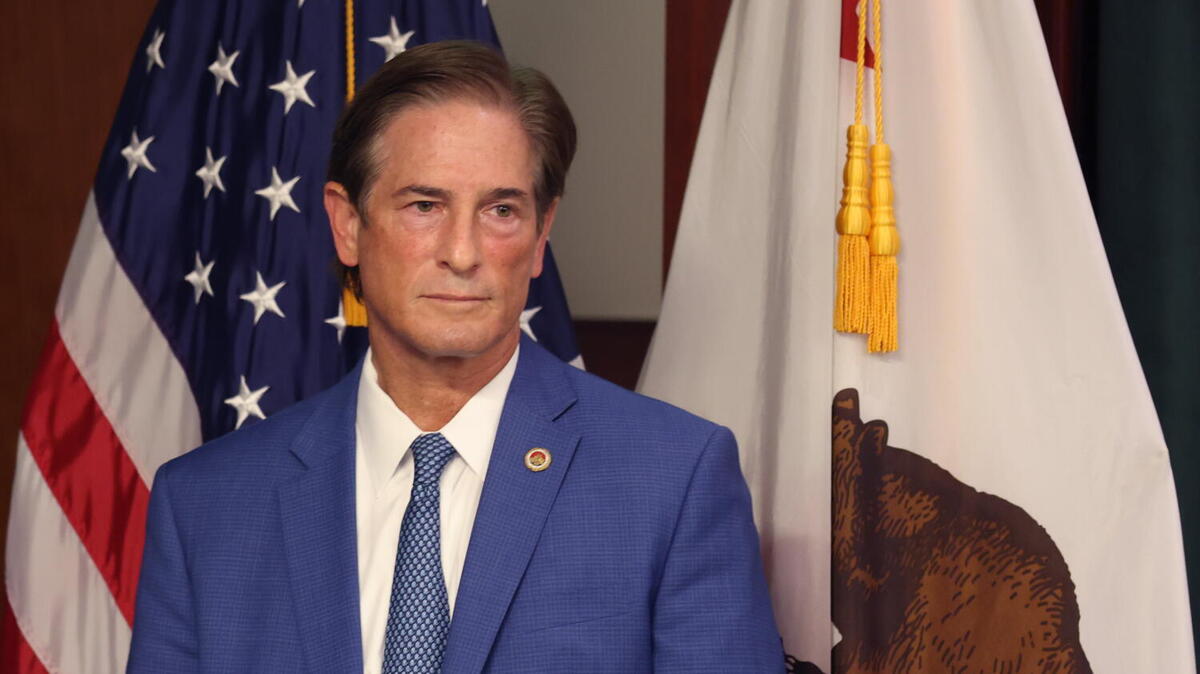 Anita Chabria: LA D.A. Nathan Hochman changed his mind. Is that such a bad thing?