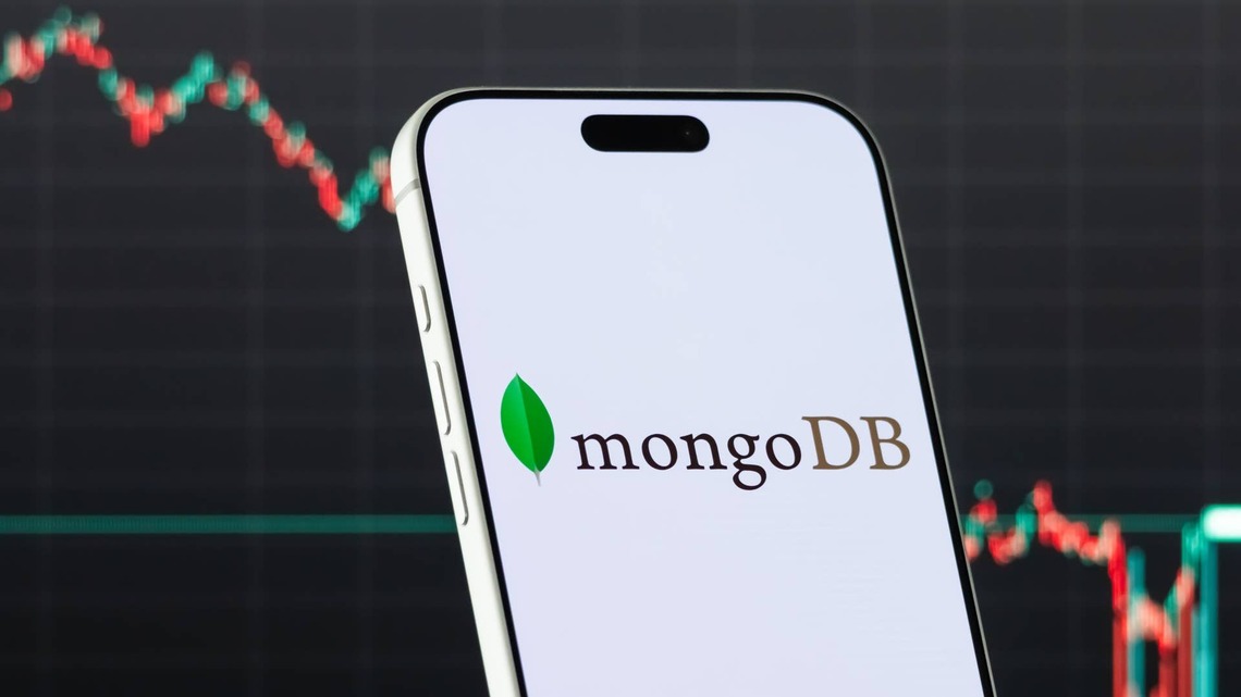 MongoDB stock crashes 26% as its CEO jumps ship