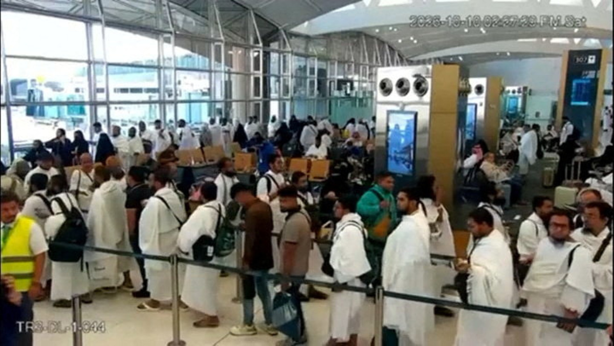Skies over Saudi capital empty after deadly Houthi airport strikes ...