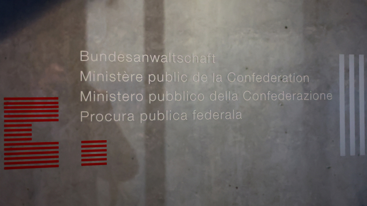 The logo of the Office of the Attorney General of Switzerland (OAG) on a door following an interview of the Attorney General Stefan Blattler with Reuters in Bern, Switzerland, June 10, 2026. REUTERS/Denis Balibouse