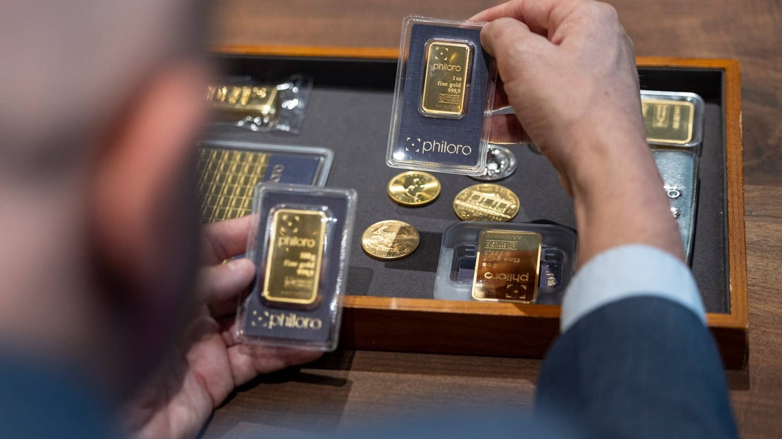 Robert Kiyosaki flips his gold stance after weeks of waiting 