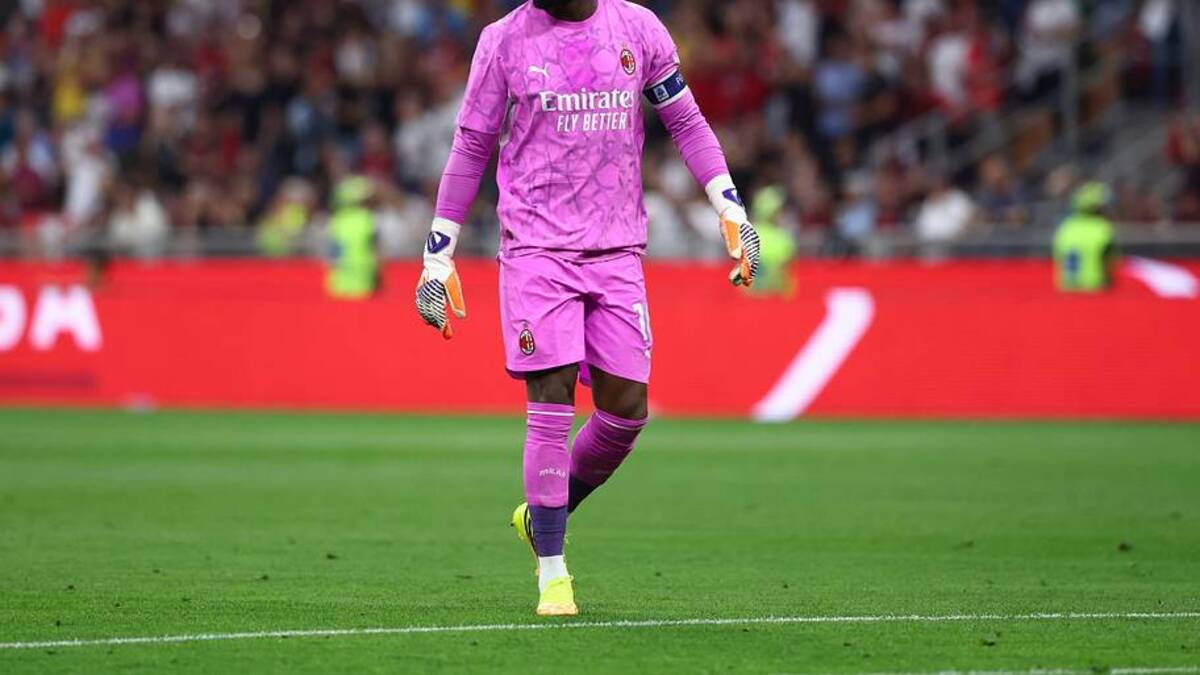  Chelsea came close to signing Mike Maignan in 2025. | Giuseppe Cottini/AC Milan/Getty Images 