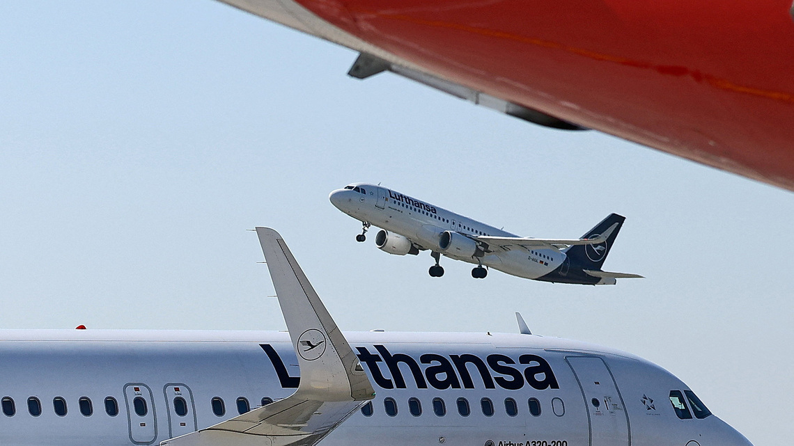 Lufthansa, Indian airlines suspend flights to Riyadh after Houthi attacks 