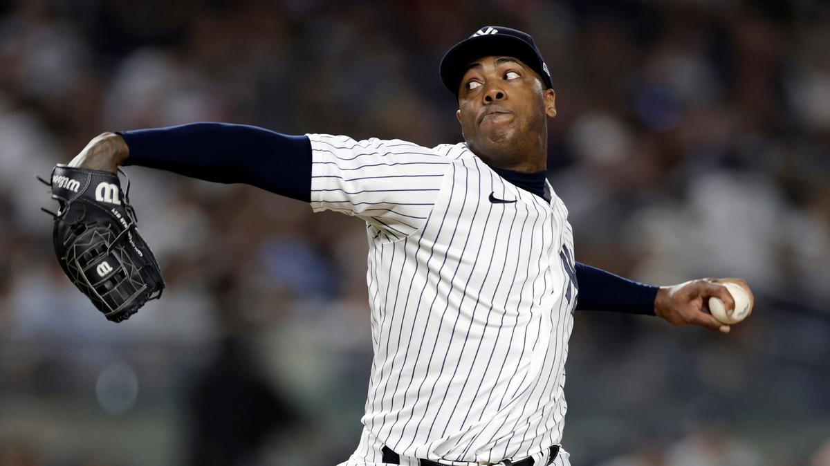 Aroldis Chapman se va al medio del país. El cubano llegó a un acuerdo con los Reales de Kansas City para poner fin a especulaciones sobre su futuro destino en Grandes Ligas y con el objetivo de retomar esa mejor versión suya que le convirtió en uno de los relevistas más dominantes del béisbol.