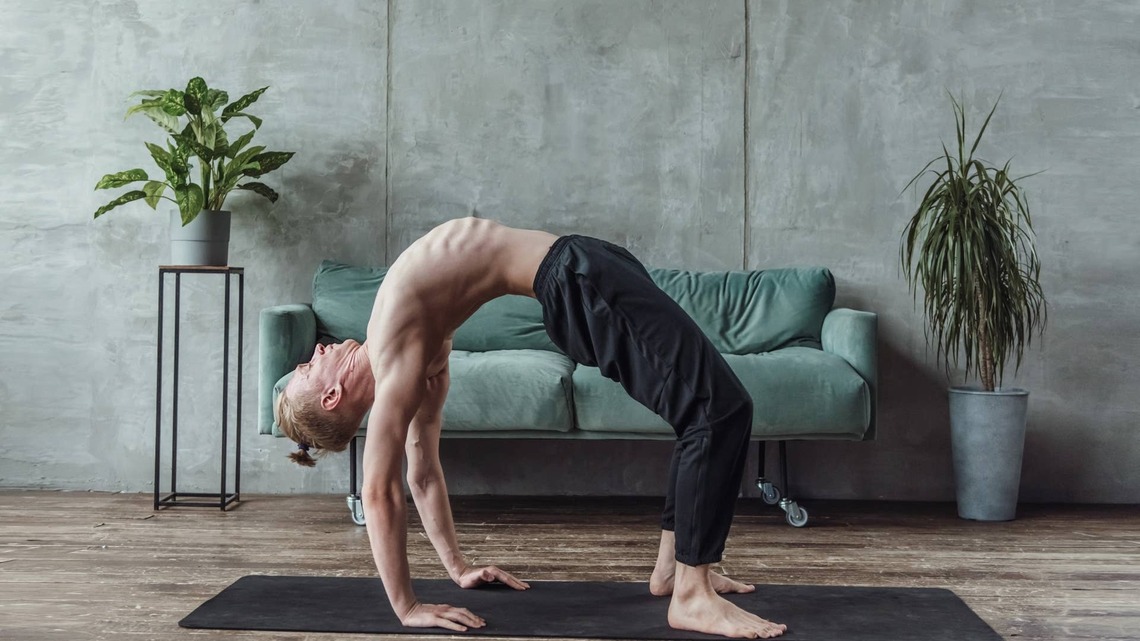 Why Do Some Men Stay Lean Without Trying? 
