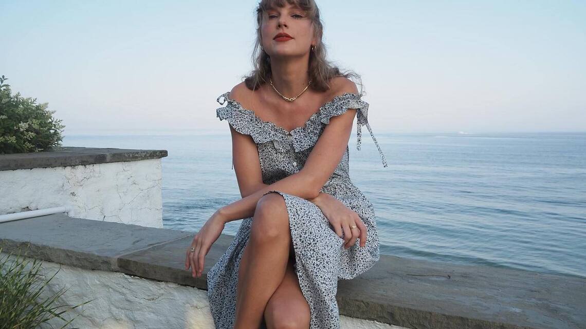 Why Fans Think Taylor Swift Manifested 4th of July Wedding to Travis Kelce 