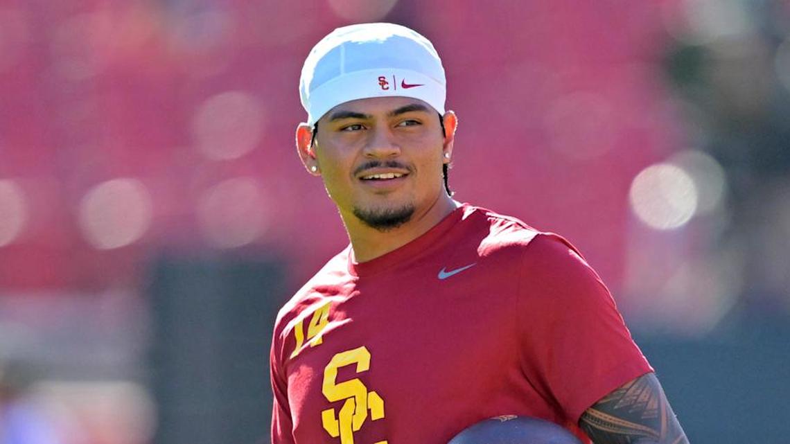  Oct 11, 2025; Los Angeles, California, USA; USC Trojans quarterback Jayden Maiava (14) warms up prior to the game against the Michigan Wolverines at United Airlines Field at the Los Angeles Memorial Coliseum. Mandatory Credit: Jayne Kamin-Oncea-Imagn Images | Jayne Kamin-Oncea-Imagn Images 