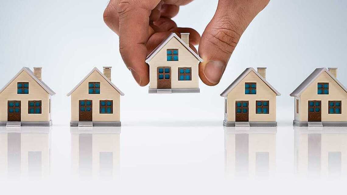 The rise of the five-house landlord: Wall Street blinked, small investors kept buying 