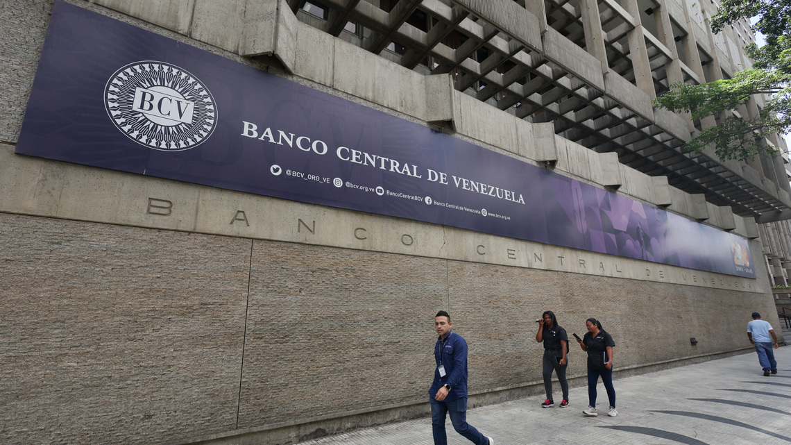 Inflación de Venezuela se desaceleró en agosto a 8,9%: Banco Central 