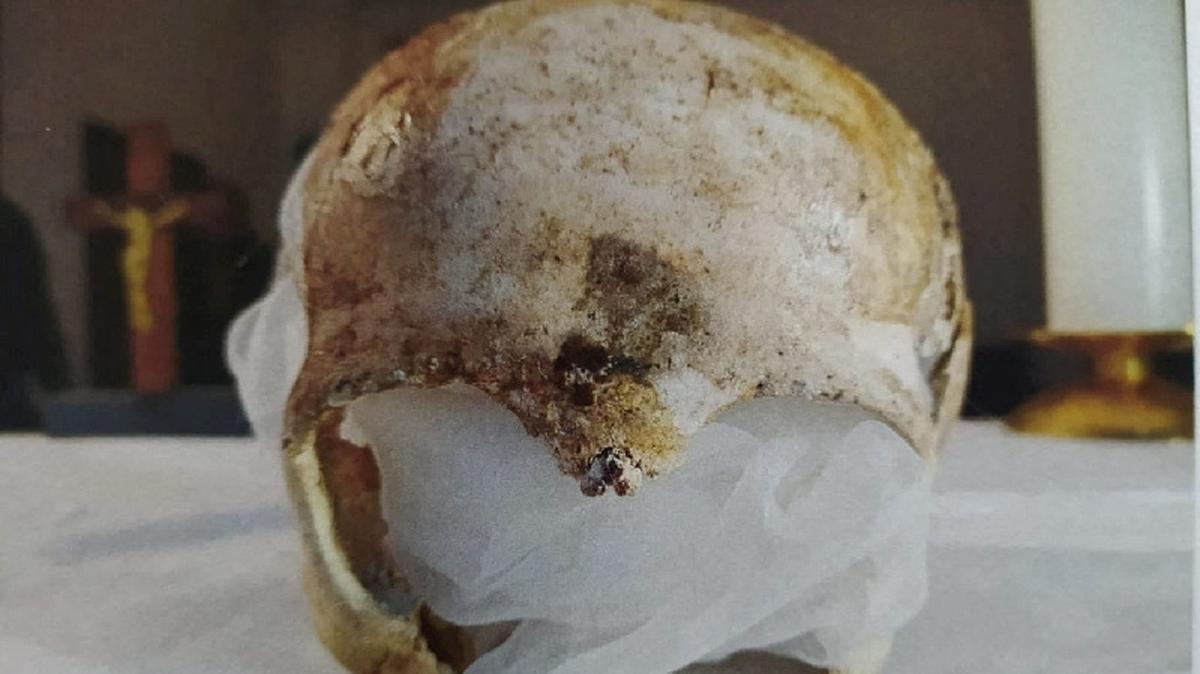 FILE PHOTO: A handout image released on May 13, 2026, shows a picture of an 800-year-old skull, believed to be that of Saint Zdislava of Lemberk, in Jablonne v Podjestedi, Czech Republic. Police of the Czech Republic/Handout via REUTERS/File Photo