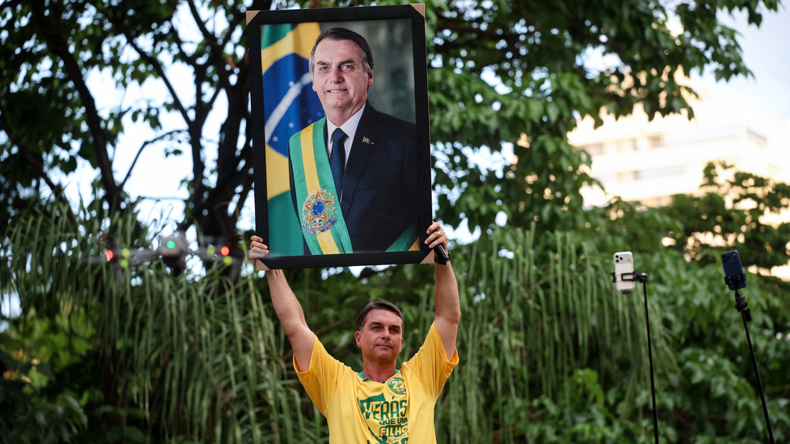 In run for Brazil's presidency, Flavio Bolsonaro tests staying power of his father's legacy 