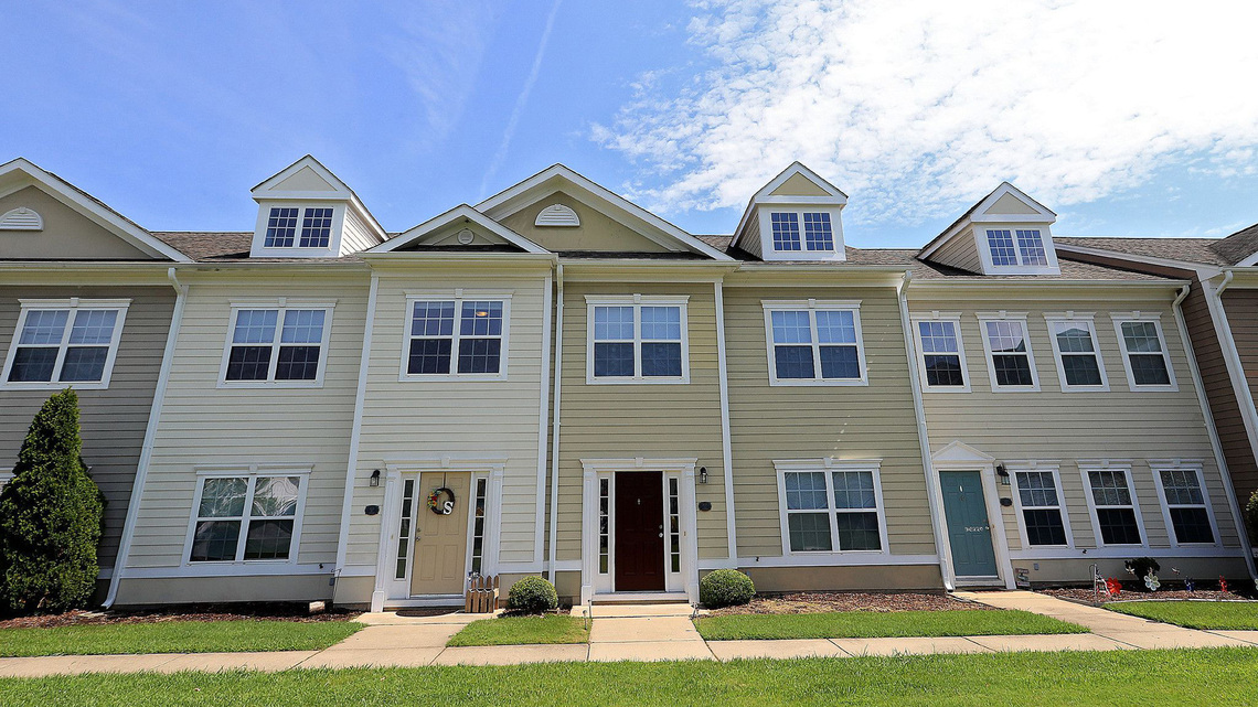 Editorial: As problems with base housing mount, Congress dithers 