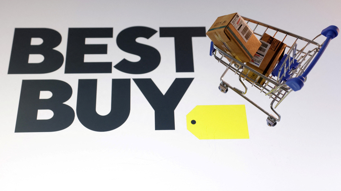 Best Buy's stronger forecast fails to reassure investors; shares fall